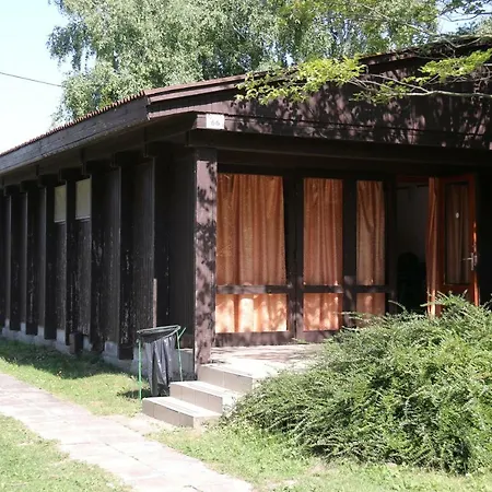 Balatontourist Vadvirág Camping&bungalows Campeggio *